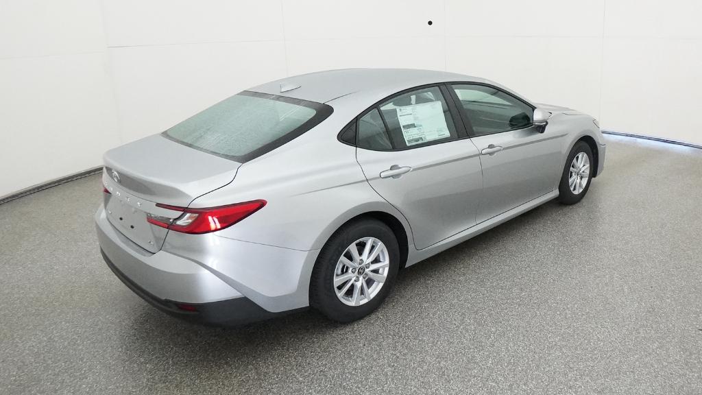 2026 Toyota Camry LE photo 22