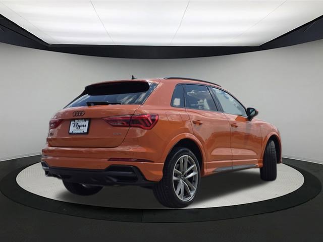 2022 Audi Q3 S line Premium Plus photo 5