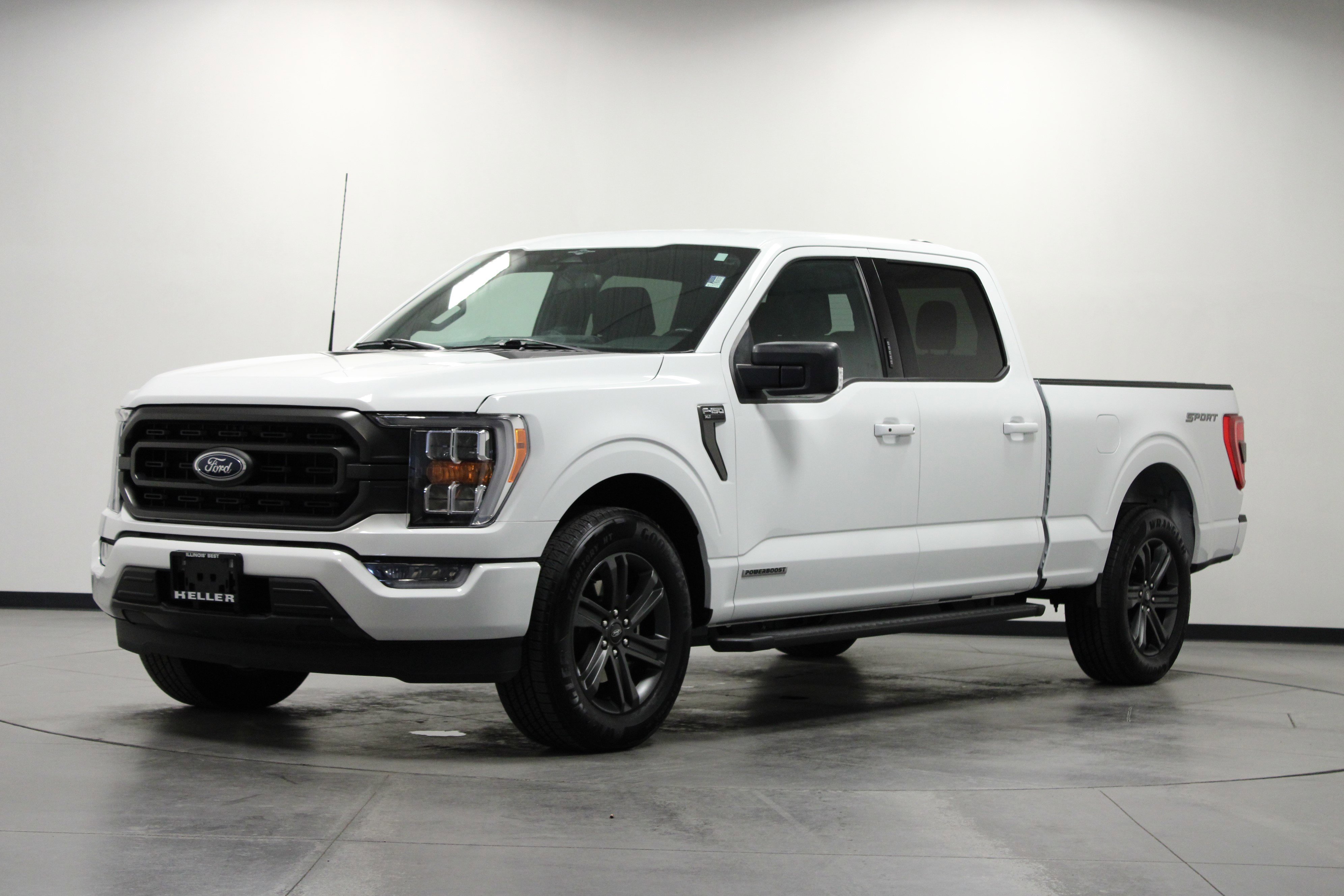 2023 Ford F-150 XLT photo 6