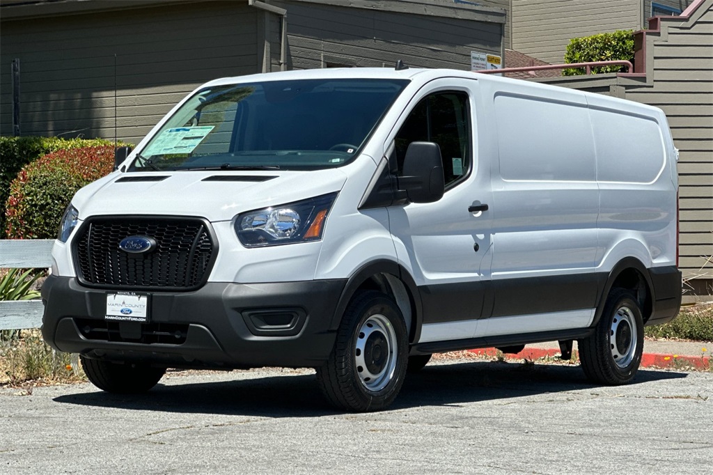 2025 Ford Transit photo 7