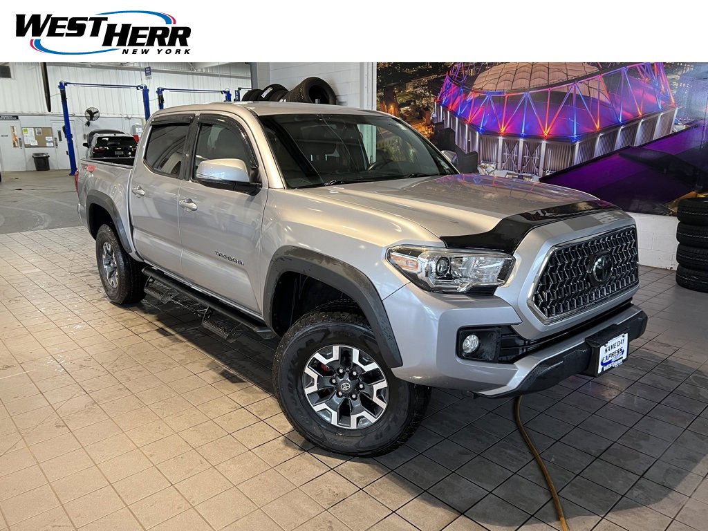 2017 Toyota Tacoma TRD Off Road's photo