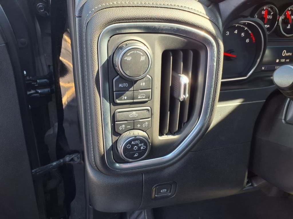 2019 Chevrolet Silverado 1500 LT photo 17