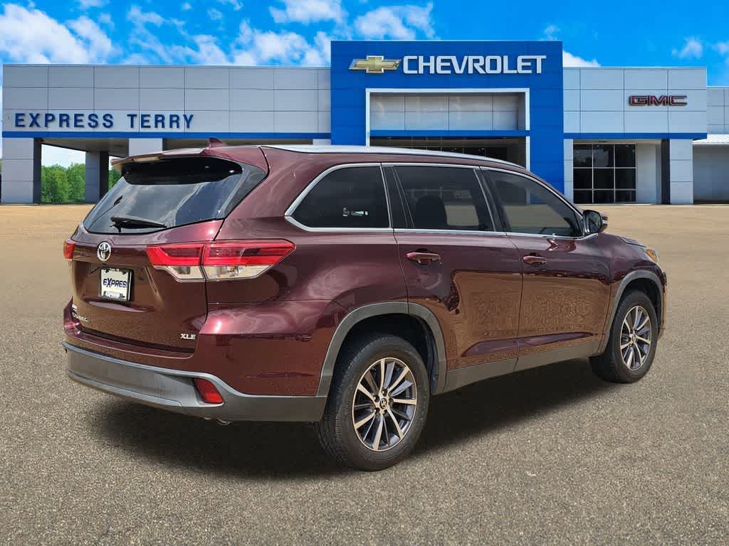2019 Toyota Highlander XLE photo 4