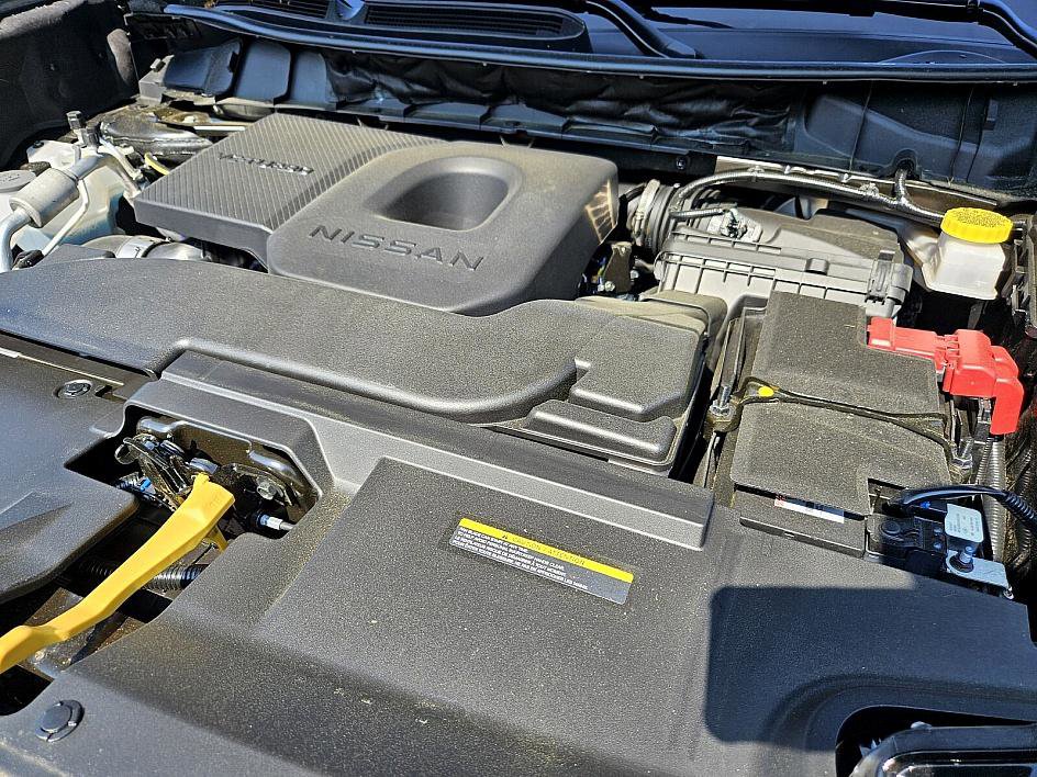2025 Nissan Murano SV photo 16