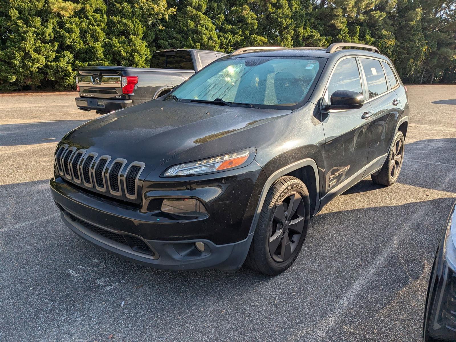 2016 Jeep Cherokee 80th Anniversary Edition photo 3