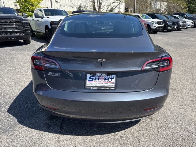 2023 Tesla Model 3 photo 4