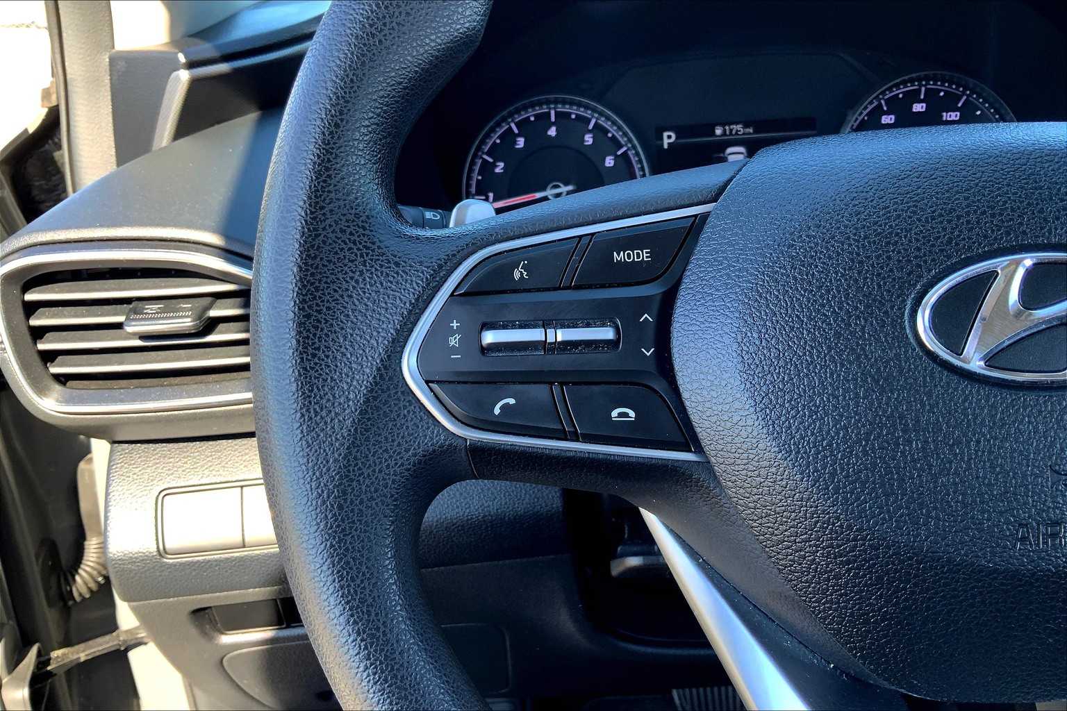 2022 Hyundai Santa Fe SEL photo 22