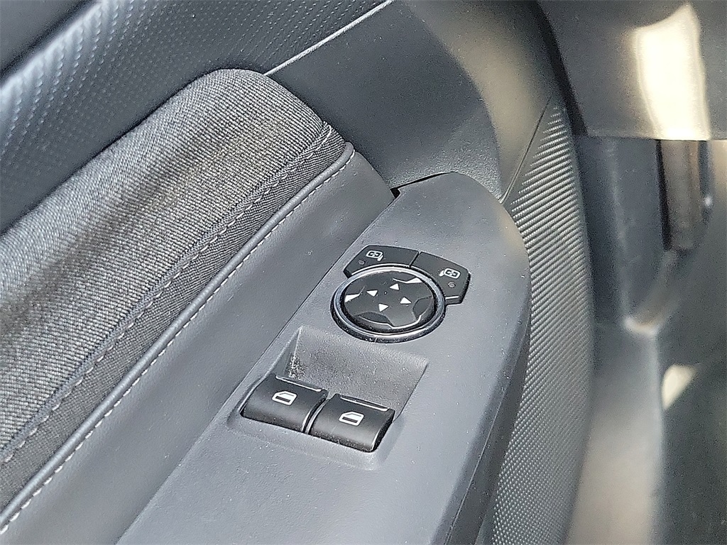 2024 Ford Mustang EcoBoost photo 12