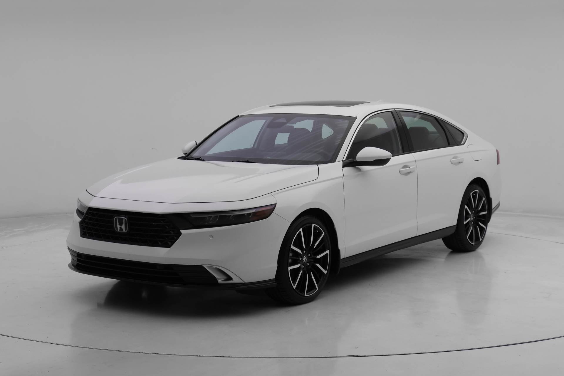 2025 Honda Accord Hybrid Touring's photo