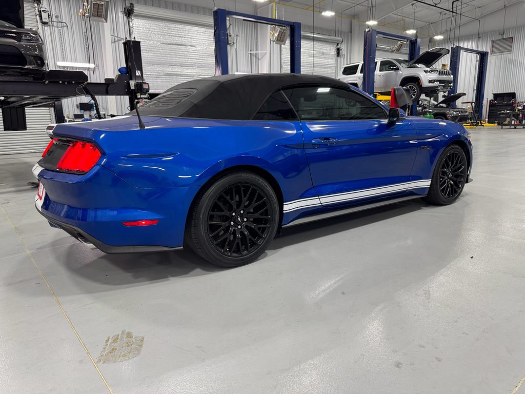 2017 Ford Mustang GT Premium photo 10