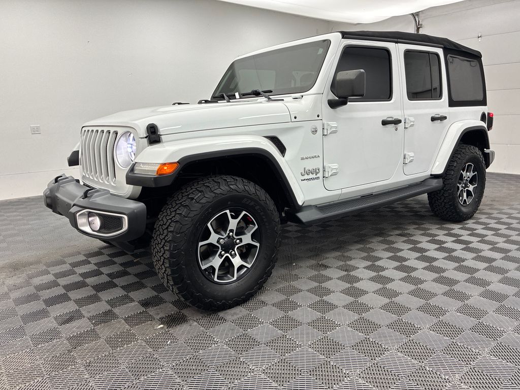 2018 Jeep Wrangler Unlimited Sahara photo 3