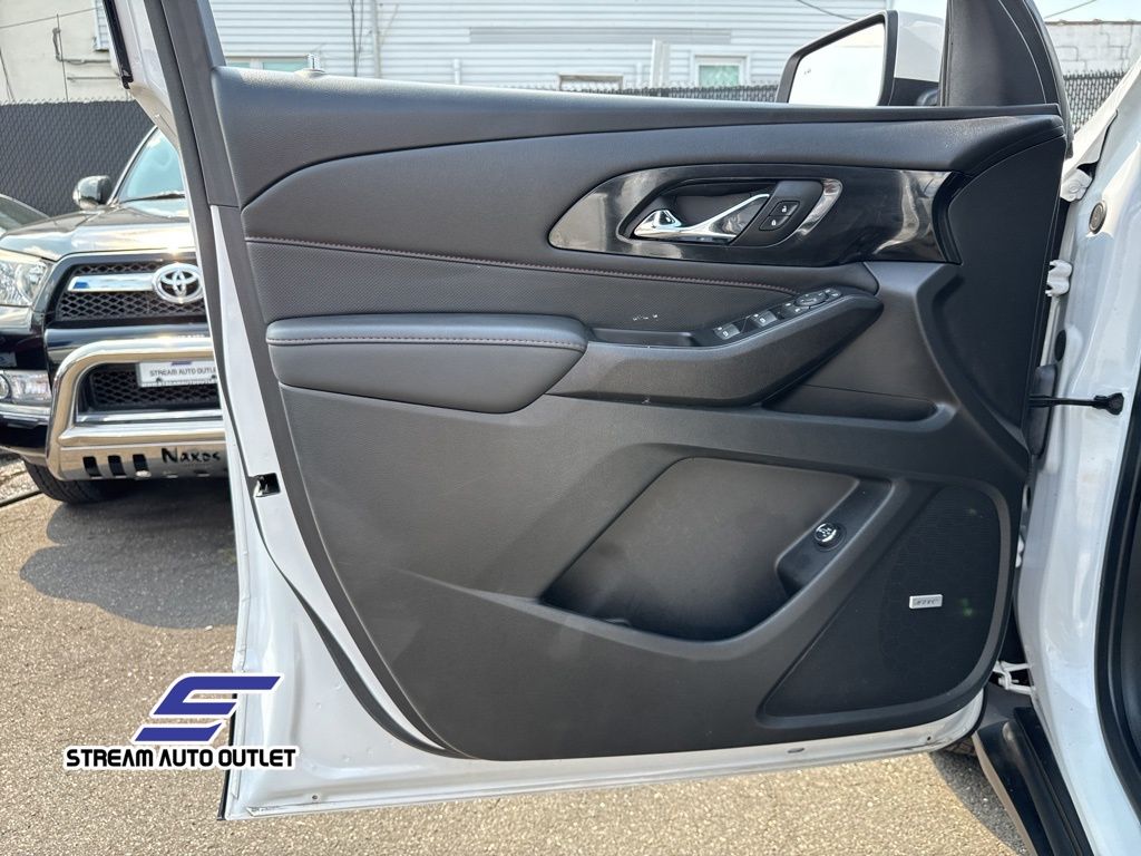 2023 Chevrolet Traverse RS photo 27