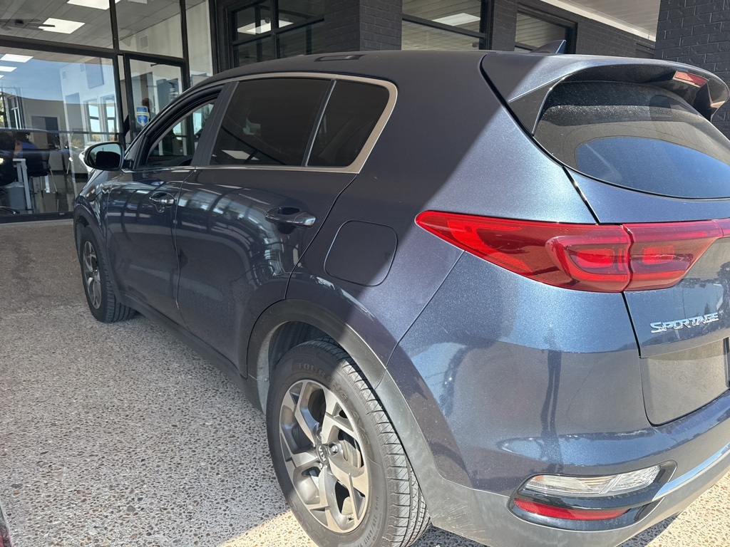 2020 Kia Sportage LX photo 2