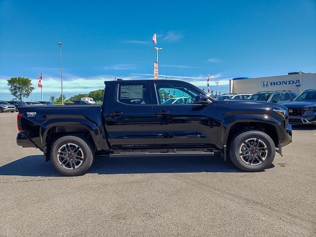2025 Toyota Tacoma TRD Sport 4x4 Double Cab photo 4