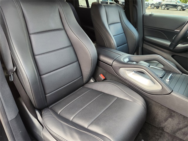 2022 Mercedes Benz GLS 450 4MATIC photo 19