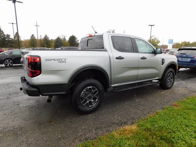 2024 Ford Ranger XLT photo 2