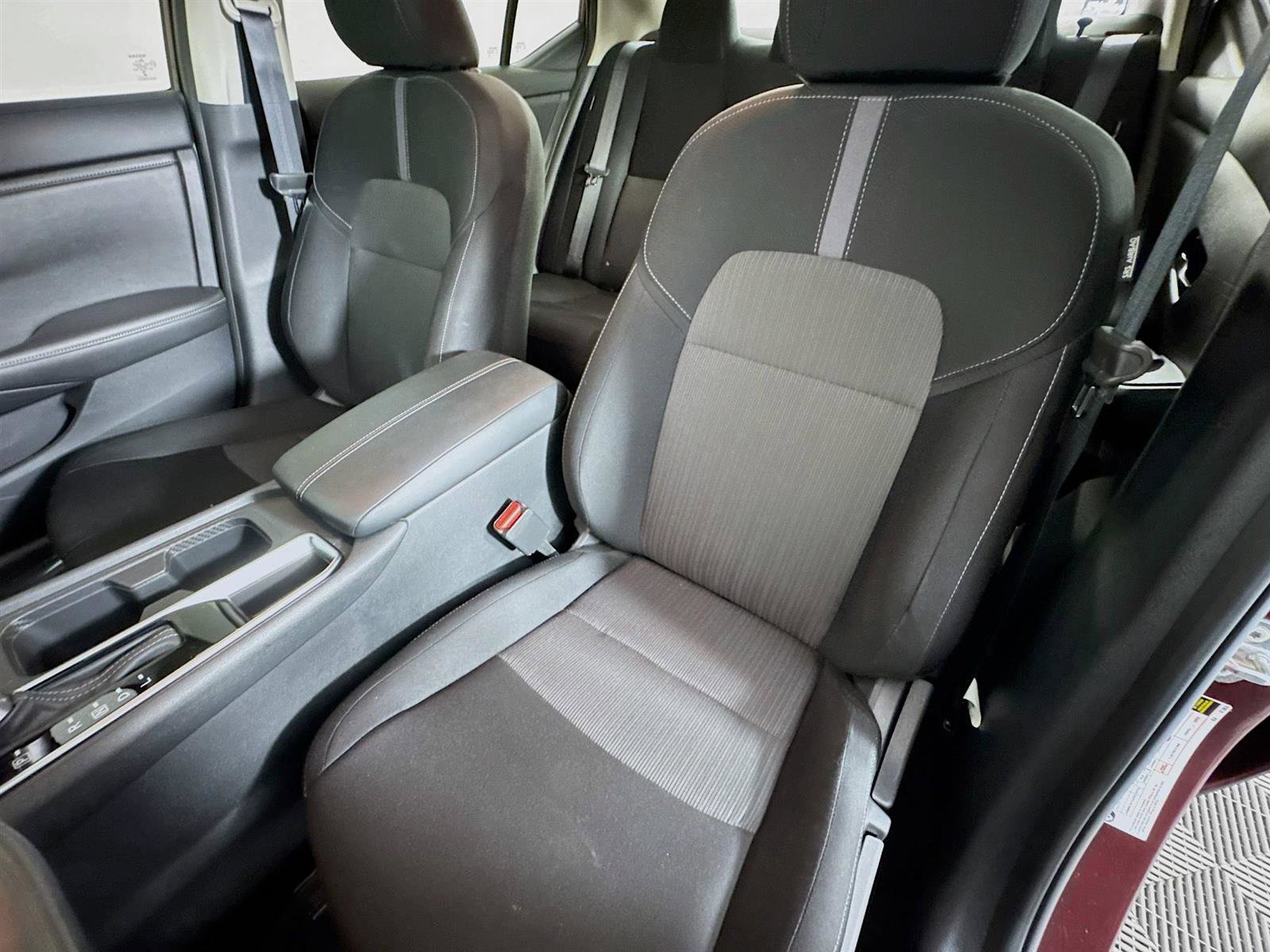 2025 Nissan Sentra SV photo 11