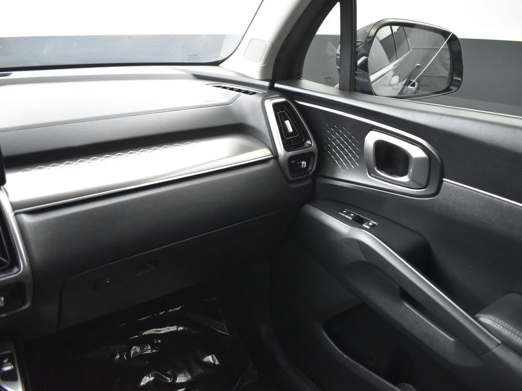 2021 Kia Sorento Hybrid S photo 12