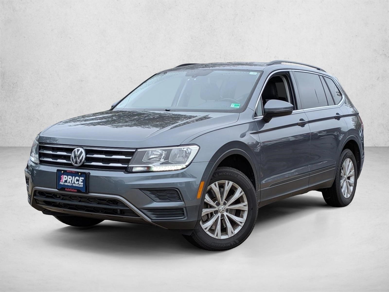2019 Volkswagen Tiguan SE's photo