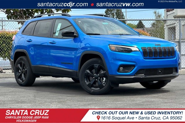 2023 Jeep Cherokee Altitude Lux