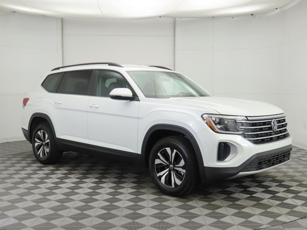 2026 Volkswagen Atlas SE photo 3