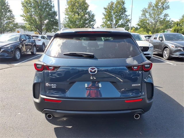 2025 Mazda CX-50 2.5 S Premium photo 4