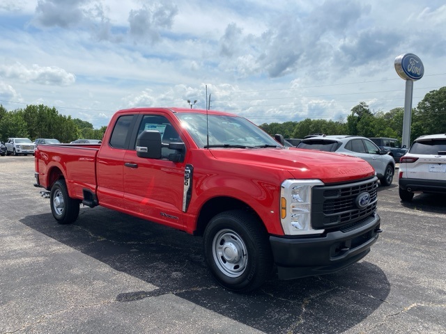 2025 Ford F-250 XL photo 3