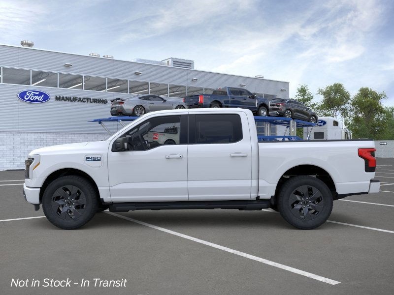 2025 Ford F-150 Lightning photo 4