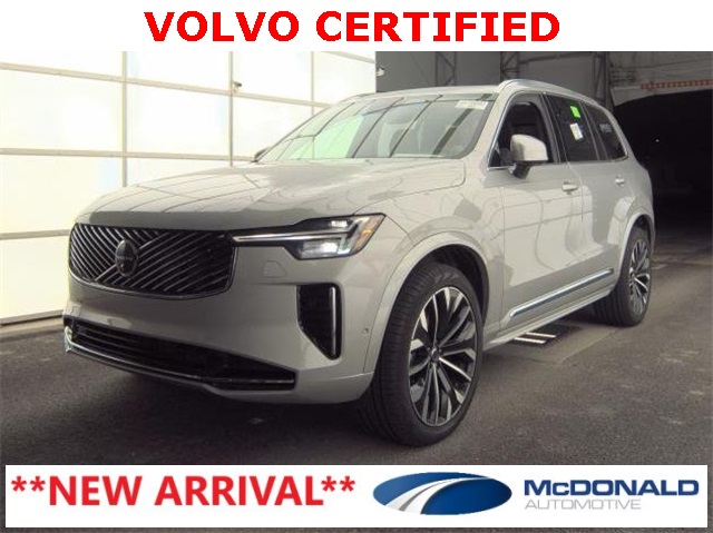 2025 Volvo XC90 Plus's photo