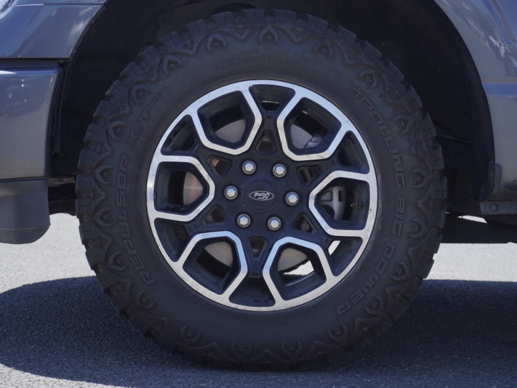 2021 Ford F-150 XLT FX4 photo 9