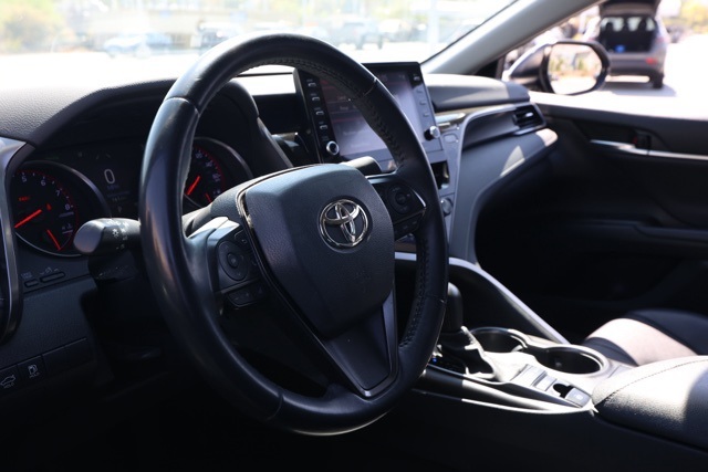 2022 Toyota Camry XSE photo 12