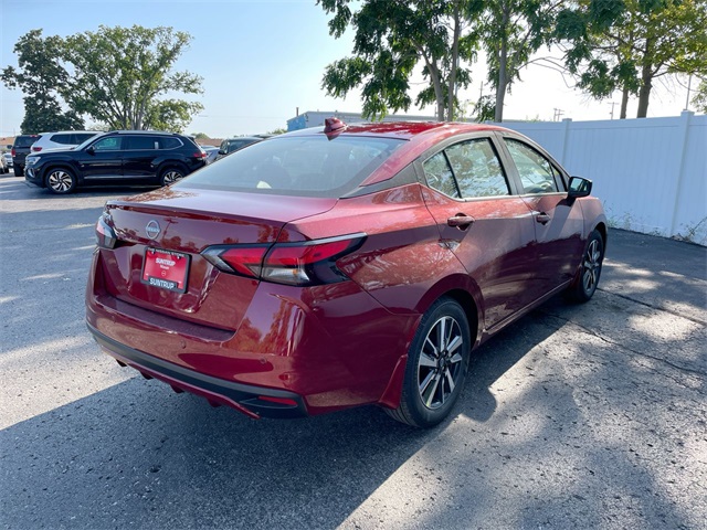 2025 Nissan Versa 1.6 SV photo 11