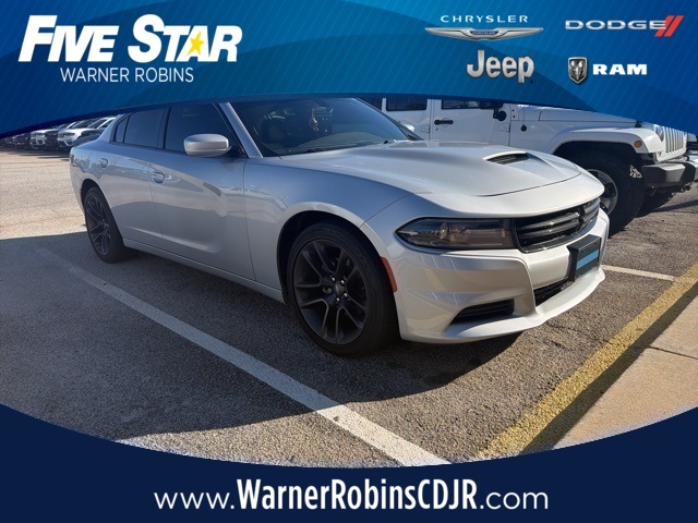 2019 Dodge Charger SXT's photo