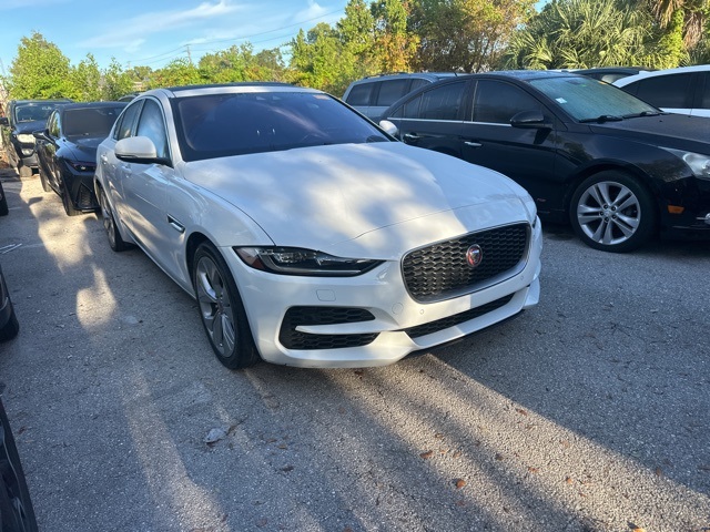 2020 Jaguar XE S photo 3