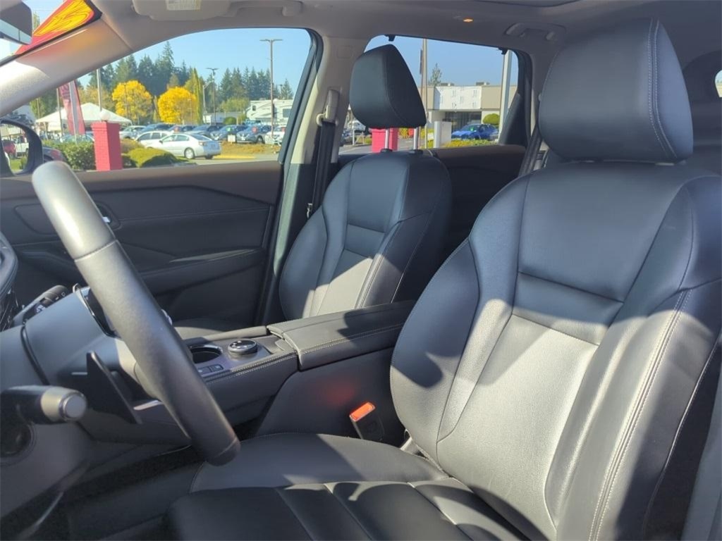 2022 Nissan Rogue SL photo 16