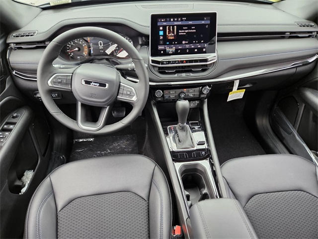 2026 Jeep Compass Latitude photo 6