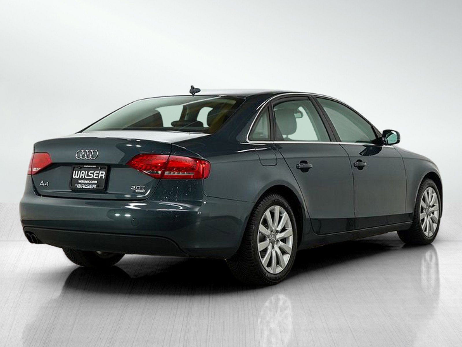 2011 Audi A4 2.0T Premium Plus photo 5