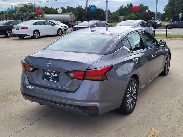 2023 Nissan Altima 2.5 SV photo 3