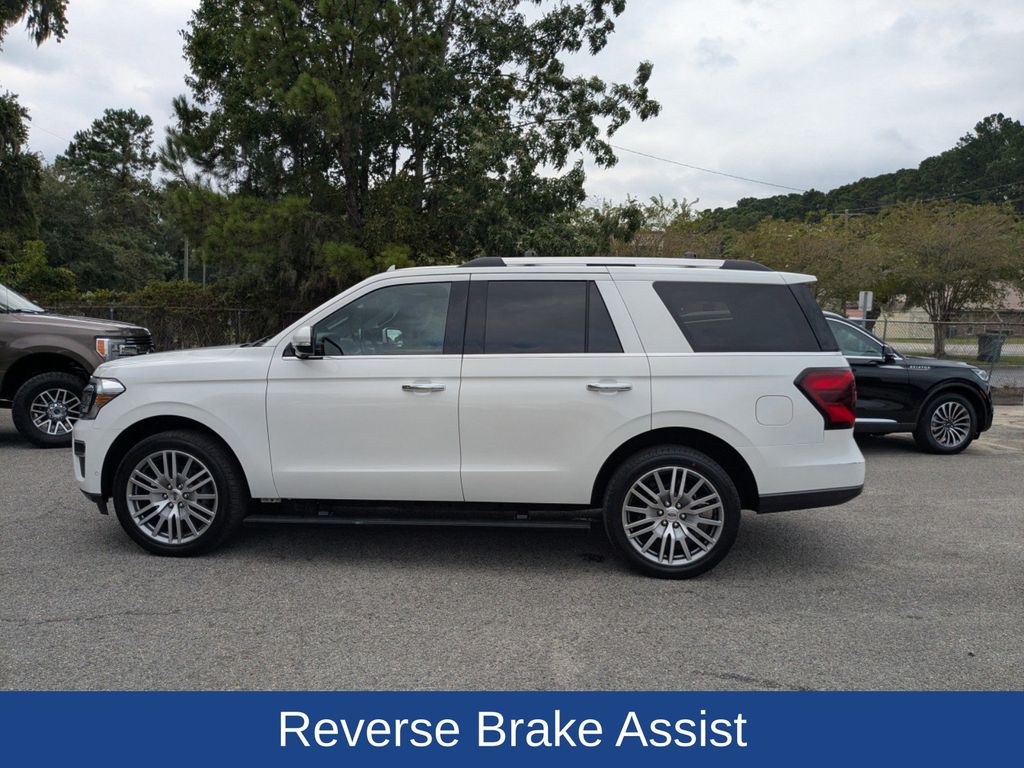 2022 Ford Expedition Limited photo 5