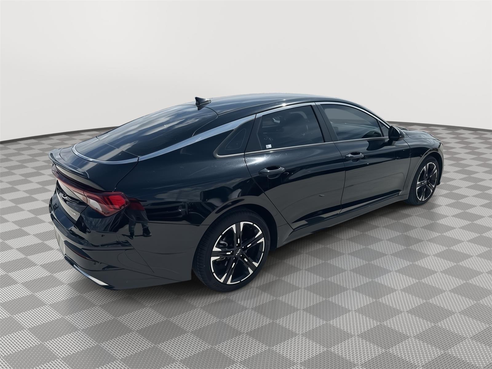 2023 Kia K5 GT-Line photo 4