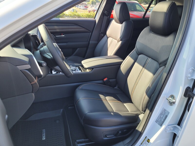 2025 Mazda CX-50 2.5 Premium Plus photo 4
