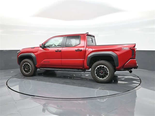 2025 Toyota Tacoma TRD photo 5