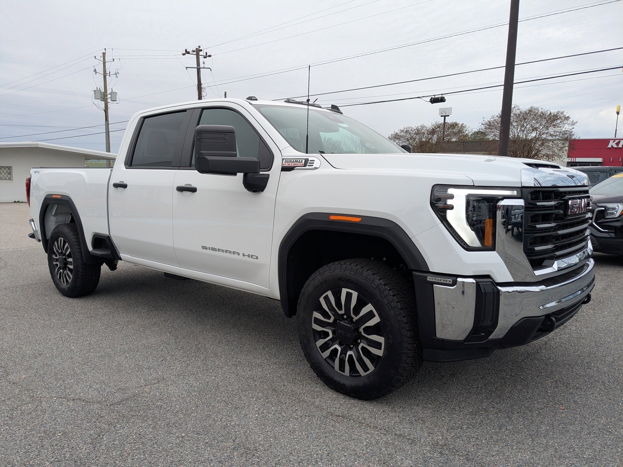 2025 GMC Sierra 2500HD Pro's photo