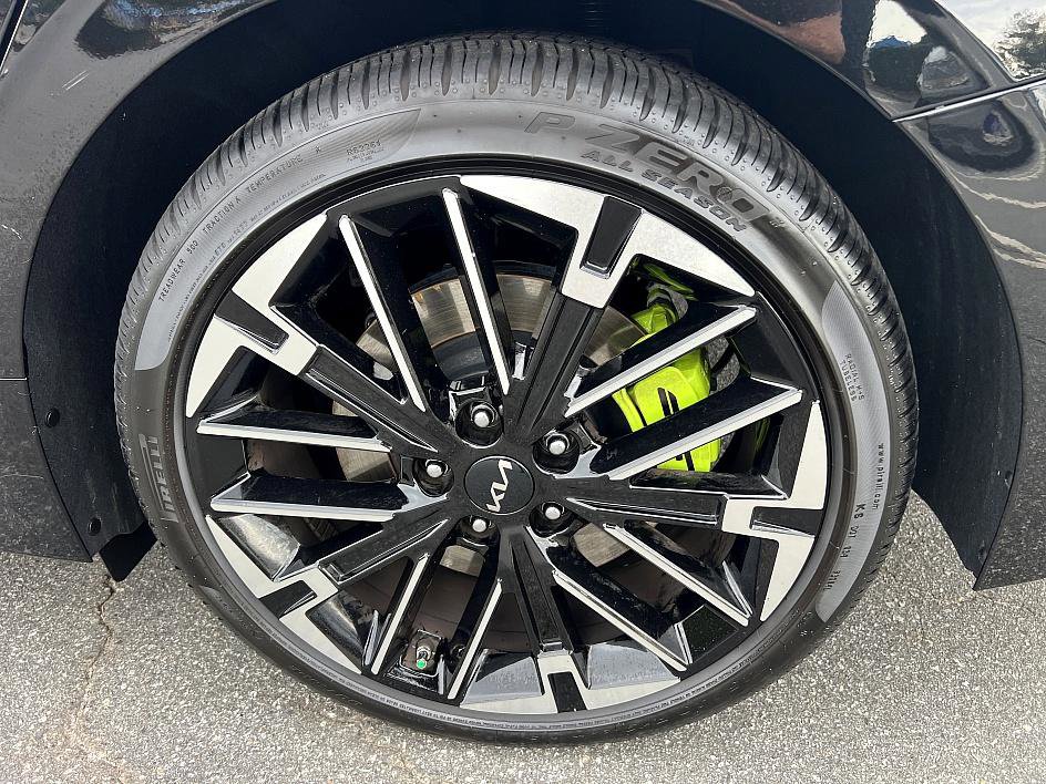 2025 Kia K5 GT photo 9