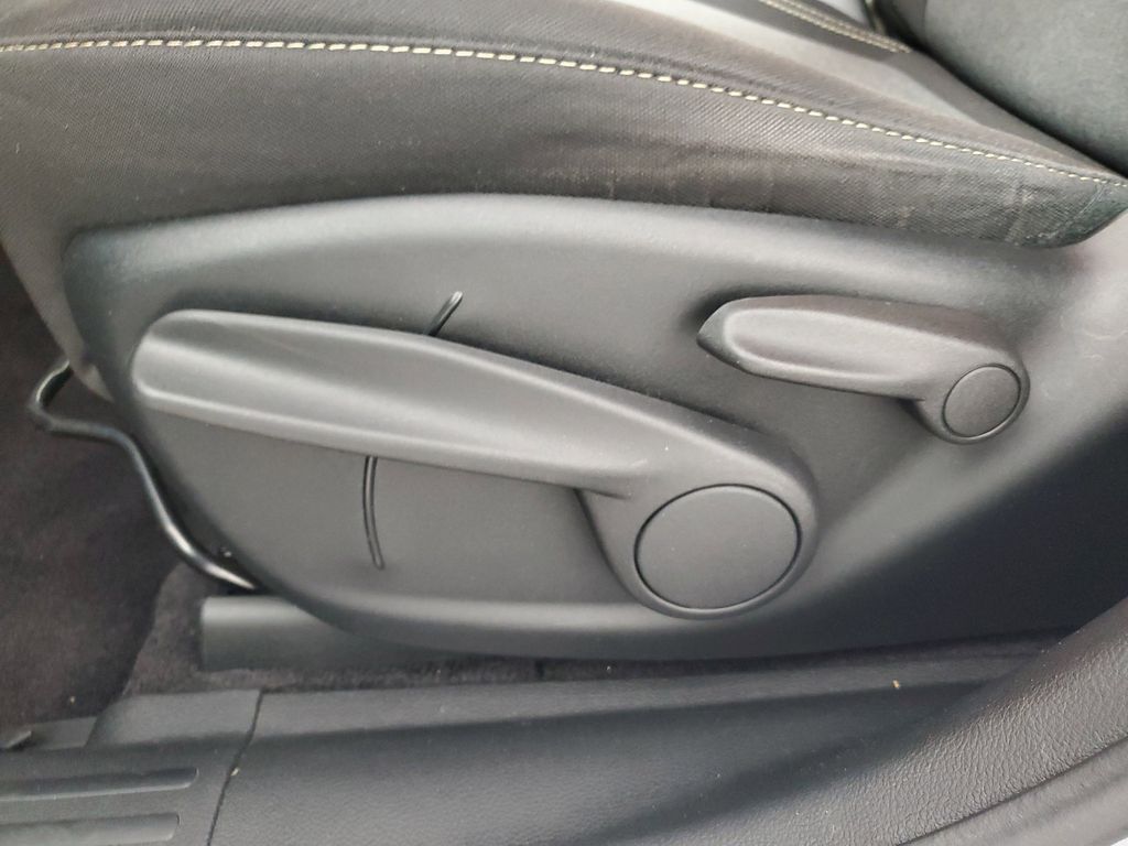 2018 Jeep Cherokee Latitude photo 27
