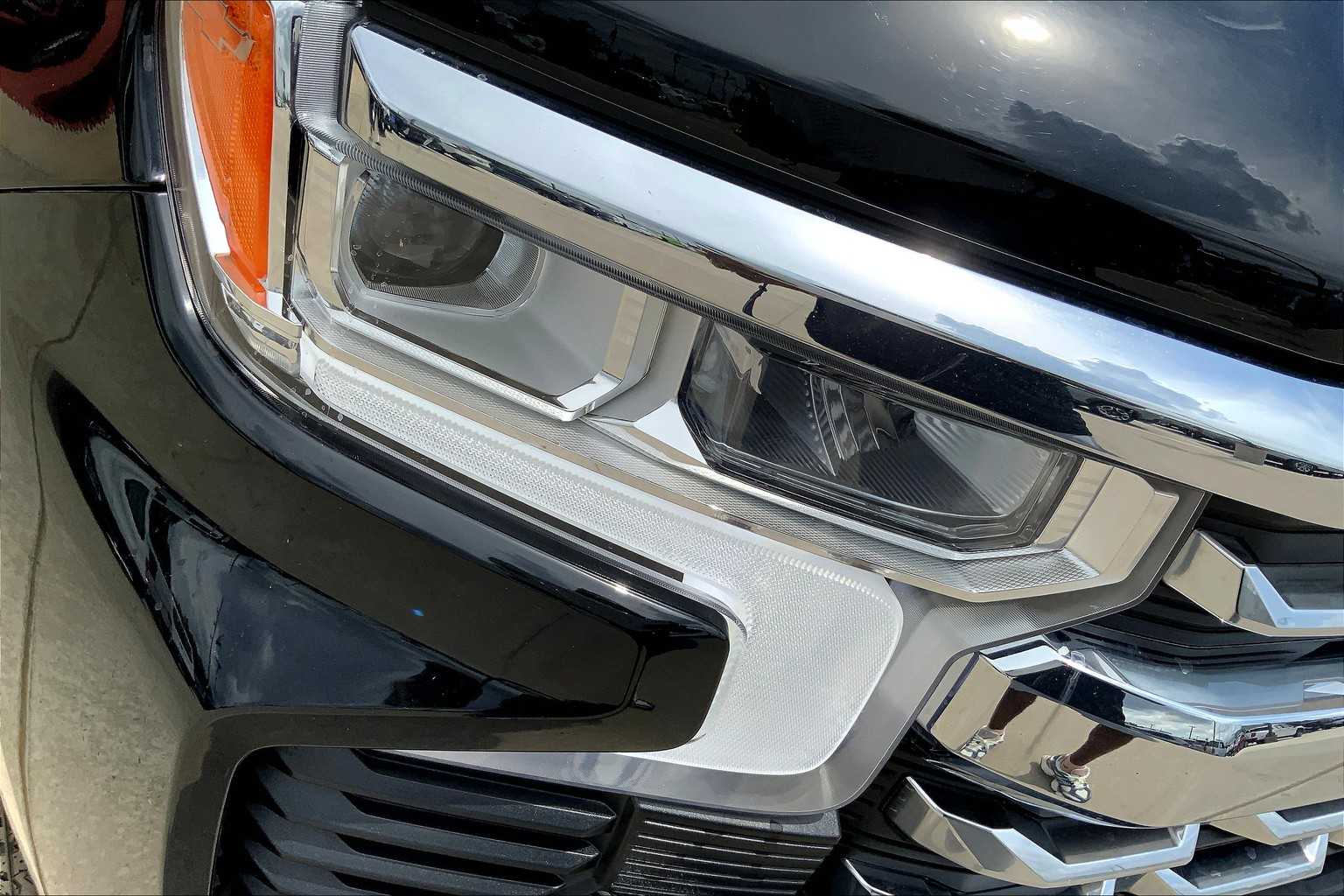 2024 Chevrolet Silverado 1500 LTZ photo 23