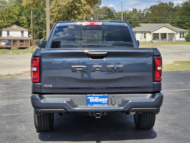 2025 Ram 1500 Tradesman photo 4
