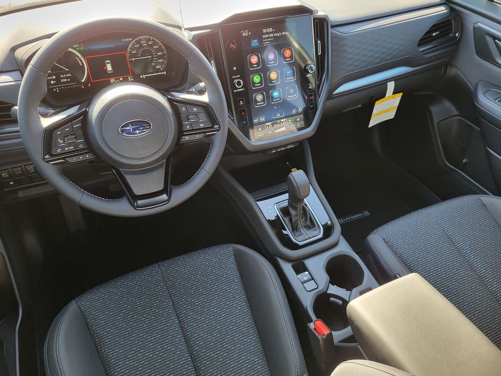 2025 Subaru Forester Premium photo 2