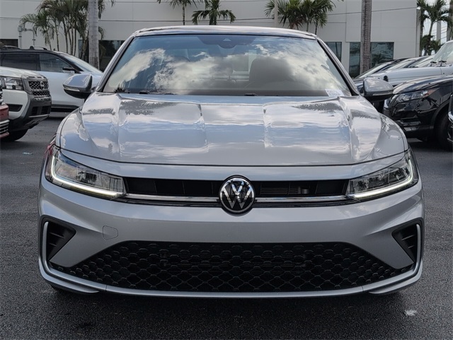 2025 Volkswagen Jetta 1.5T SEL photo 3