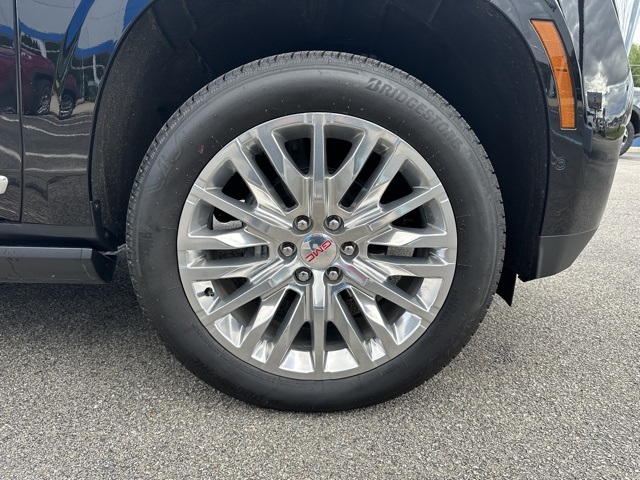 2025 Gmc Yukon XL Denali photo 5